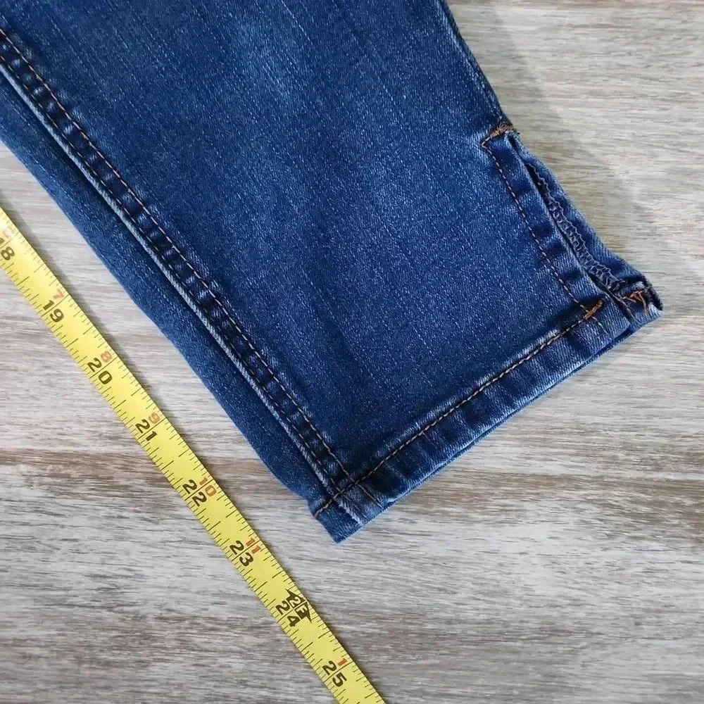 Kensie The Curvy Skinny Crop Jeans - Picture 2 of 10